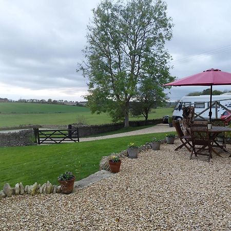 Thames Head Wharf - Historic Cotswold Cottage With Stunning Countryside Views Cirencester Exterior photo